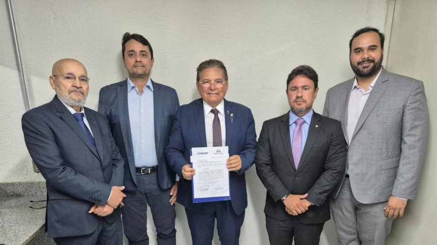 CONAMP e APMP reúnem-se com presidente da Assembleia Legislativa da Paraíba